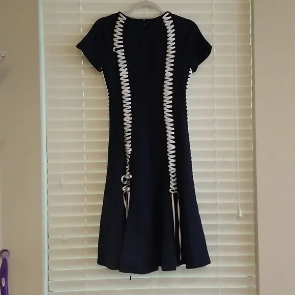 Laced Dress - Picture 5 of 8